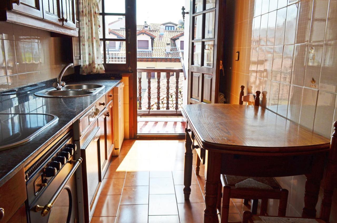 Apartamento El Corro: Con Parking En Pleno Centro De Comillas Esterno foto